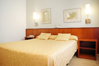 Room
 di Peninsular