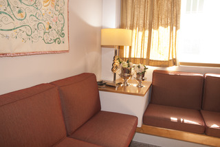 Rainha D. Amelia, Arts & Leisure Rainha D. Amelia, Arts & Leisure