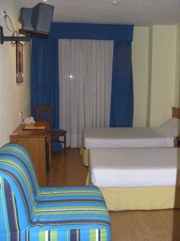 Room
 di City Express Covadonga