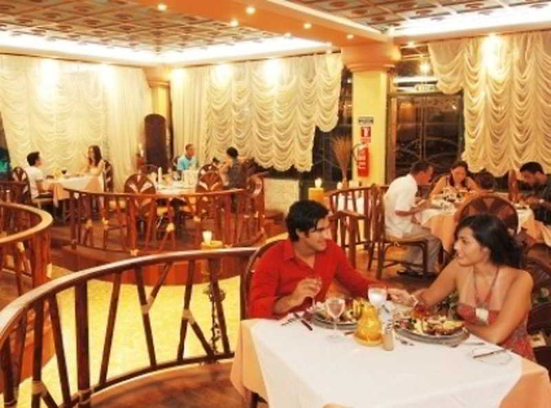 Restaurant
 di Sirenis Tropical Suites Casino & Spa All Inclusive