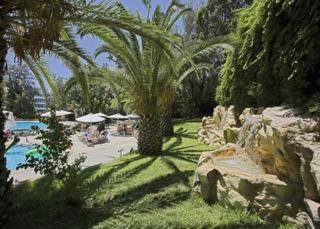 Pool
 di Golden Arches