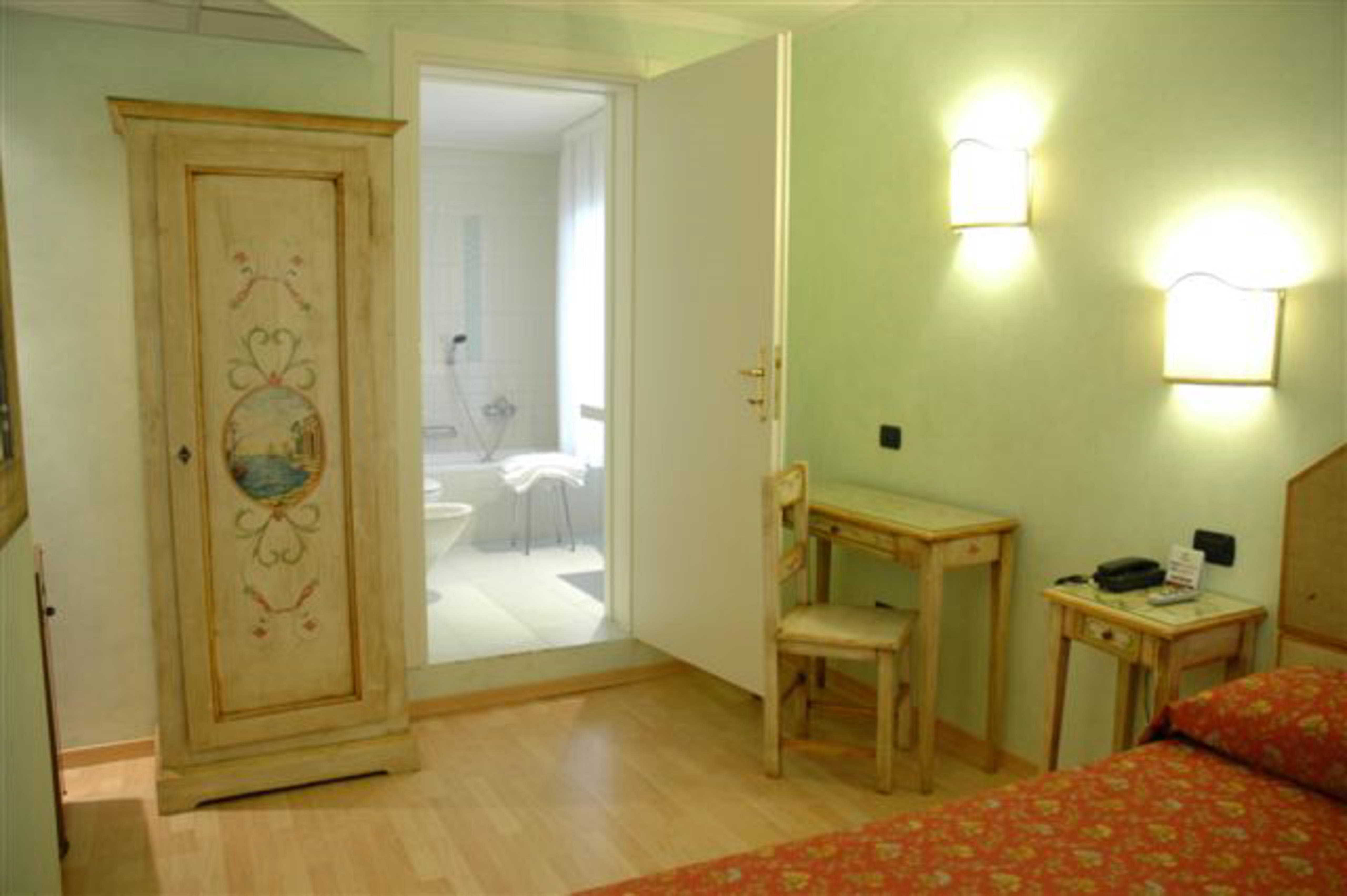 Room
 di Ariston