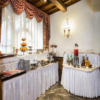 Adler Cavalieri, Florence