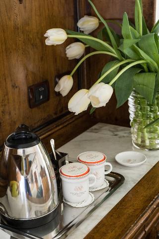 Adler Cavalieri, Florence