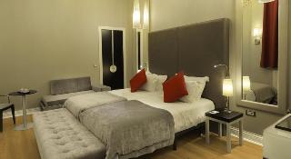 Room
 di The Queens Gate Hotel