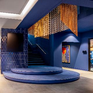 TRIBE Hotel Den Haag Centraal