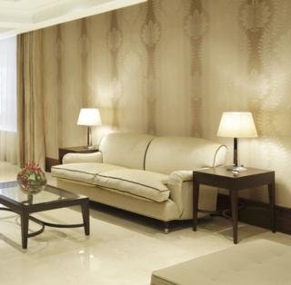 Lobby
 di The Bristol Hotel 