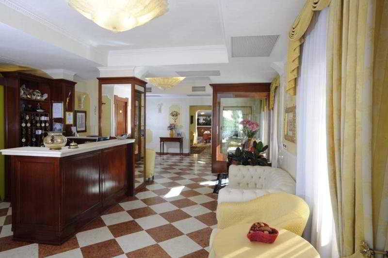 Lobby
 di Russo Palace