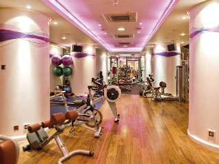 Sports and Entertainment
 di Jumeirah Carlton Tower