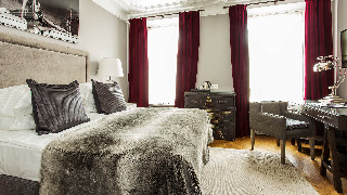 Room
 di St Petersbourg