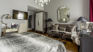 Room
 di St Petersbourg