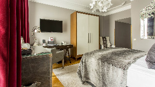 Room
 di St Petersbourg