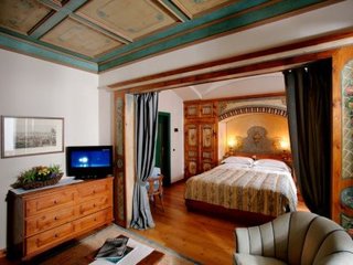 Room thumbnail 24