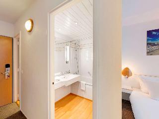 Room Room