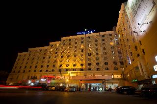 Golden Tulip El Mechtel