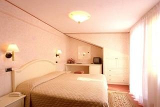 Room
 di Carlton Capri