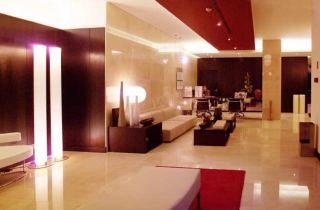Lobby
 di Quinta Mirabela