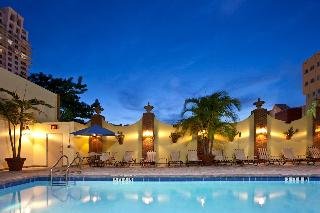 Pool
 di Holiday Inn Port of Miami