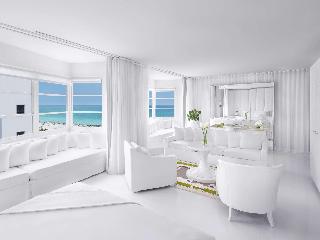 Room Room