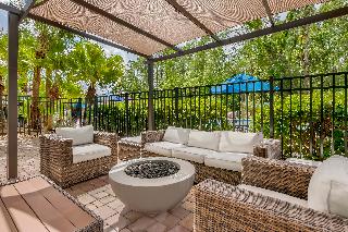 Parkway International Resort