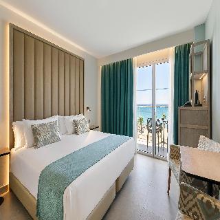 Room Room