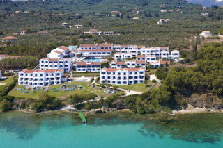 General view
 di Louis Plagos Beach