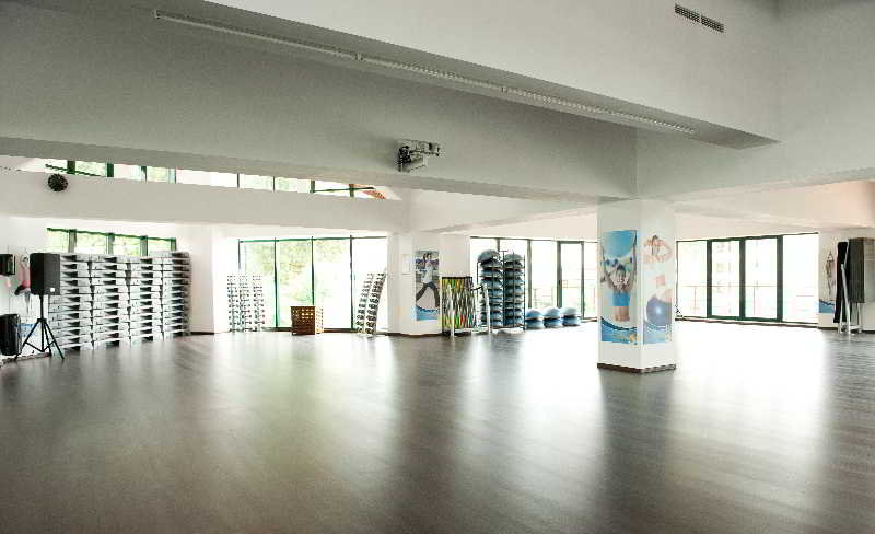 Sports and Entertainment
 di Caro Parc