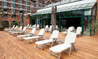 Sports and Entertainment
 di Caro Parc