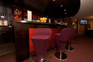 Bar
 di Howard Johnson Grand Plaza