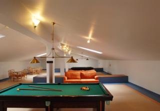 Sports and Entertainment
 di Amazonia Palmela