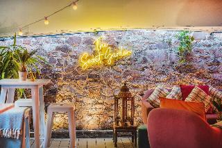 Berkeley Square Classic Hotel