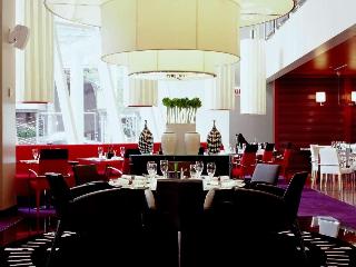 Sofitel Chicago Magnificent Mile