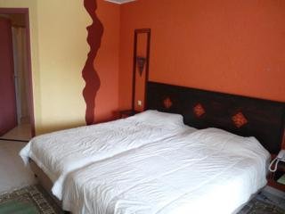 Room
 di Adrar