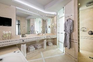 Divani Apollon Palace and Thalasso