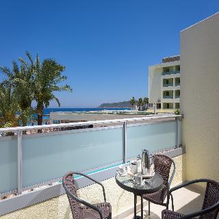 Avra Beach Resort