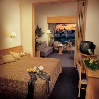 Room
 di Olympic Lagoon Resort