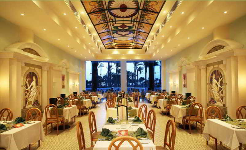Restaurant
 di Tropicana Grand Azure