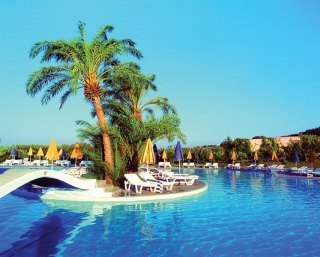 Pool
 di Kresten Palace