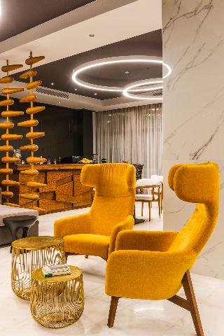 La Piscine Art Hotel
