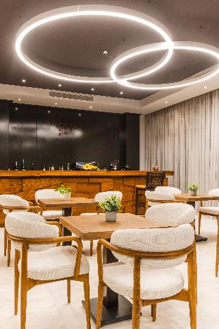 La Piscine Art Hotel