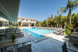 La Piscine Art Hotel