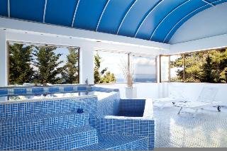 Sports and Entertainment
 di Alia Palace