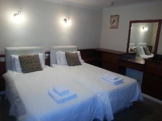 BEIN INN, Perth