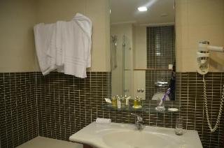 Room
 di International