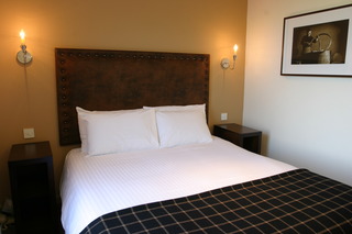 Eight Acres Hotel, Aberdeen