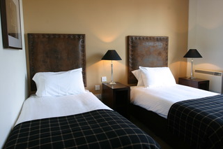 Eight Acres Hotel, Aberdeen