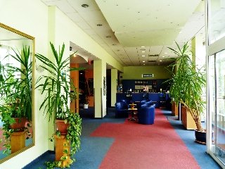 Lobby
 di Comfort Hotel Berlin Lichtenberg