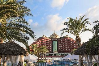 Delphin Palace
