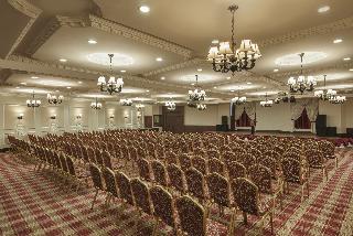 Delphin Palace