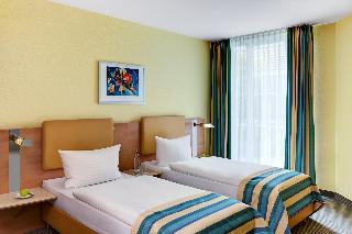 IntercityHotel Düsseldorf, Dusseldorf